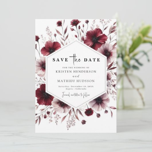 Elegante Blume Burgundy Wedding Save The Date (Stehend Vorderseite)