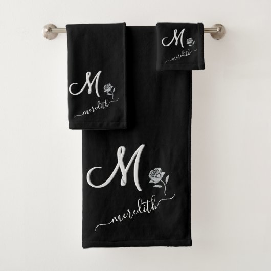 Elegante Blume für Schwarz-weiße Monogrammnamen Badhandtuch Set (Insitu)