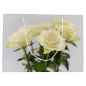 Elegante Blume mit weißer Rose auf Grau Große Geschenktüte (Rückseite)