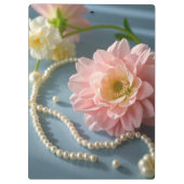 Elegante Blume und Perlen Klemmbrett (Rückseite)