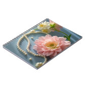 Elegante Blume und Perlen Notizblock (Linke Seite)