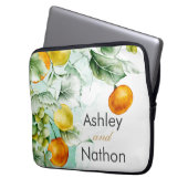 Elegante Blumen & Früchte Wasserfarben Hochzeit im Laptopschutzhülle (Vorderseite Links)