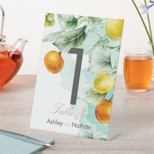 Elegante Blumen & Früchte Wasserfarben Hochzeit im Sockelschild (In Situ)