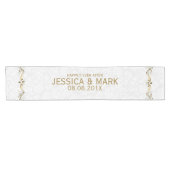 Elegante Blumen-Gold-Spitzen mit weißen Damasken 2 Kurzer Tischläufer (Horizontal)