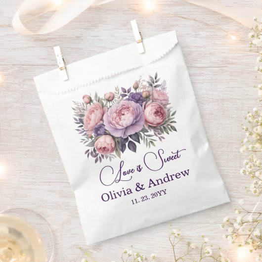 Elegante Blumen in sanften Pastellfarben Hochzeit Geschenktütchen (Ausgeschnitten)