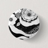 Elegante Blumen in Schwarz und Weiß Button (Vorderseite)