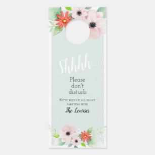 Elegante Blumen stören den Empfang von Hochzeiten  Türanhänger