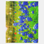 Elegante Blumen Texas Bluebonnets Moderne Fleecedecke (Vorderseite)