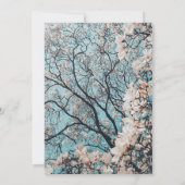 Elegante Blumen Weißer Rosen Bäume Sommerhochzeit Einladung (Rückseite)