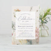 Elegante Blumenfeier zum Gedenken an das Leben Einladung (Stehend Vorderseite)