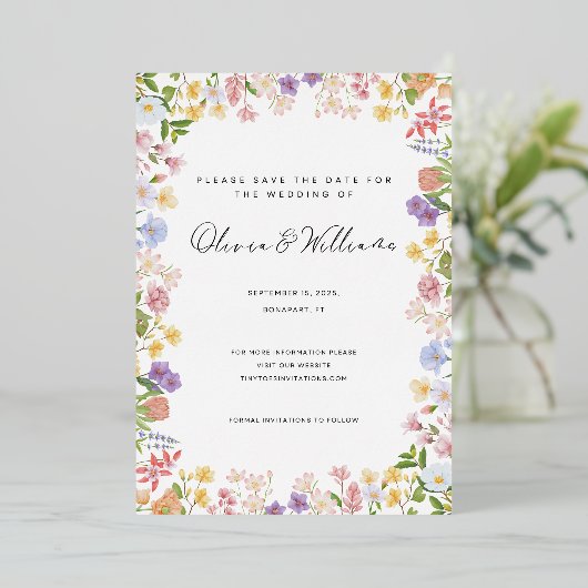 Elegante Blumengärten Hochzeit Sichern Sie das Dat Folieneinladung (Stehend vorne)