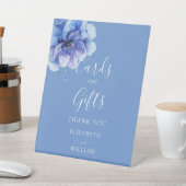 Elegante Blumenkarten und Geschenke Sockelschild (In SItu)