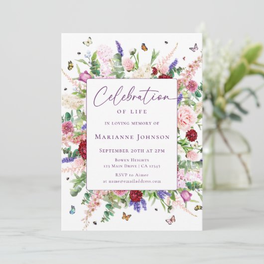 Elegante Blumenschmetterlinge Einladung (Stehend Vorderseite)