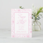 Elegante Blumentoile Rosa Hochzeit Save The Date (Stehend Vorderseite)