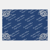 Elegante Blumenzange auf Blue Wedding Geschenkpapier Set (Vorderseite)