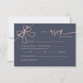Elegante Blush Bow Slate Blue Wedding Response Car RSVP Karte (Vorderseite)