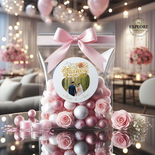 Elegante Blush Dahlien Golden Script Hochzeitsfoto Runder Aufkleber