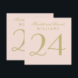 Elegante Blush Gold Wedding Monogram Tischnummer<br><div class="desc">Die schlichten und eleganten Tischnummern sind mit einem Hochzeitsmonogramm und einem beidseitig quadratischen Design in Rosa- und Goldfarben gestaltet (können individuell an Ihr Farbschema angepasst werden). Individuell anpassen und jede Tischnummer in Ihren Warenkorb legen.</div>