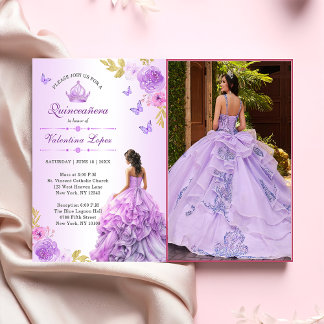 Elegante Blush Lila Blüte Quinceñera Einladung