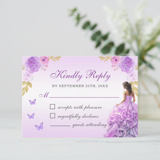 Elegante Blush Lila Blüte Quinceñera RSVP Karte (Stehend Vorderseite)