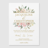 Elegante Blush Pink Floral Gold Script Hochzeit Magneteinladung (Vorderseite)