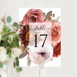 Elegante Blush und Burgund Hochzeit oder andere Ve Tischnummer<br><div class="desc">Elegante Blumenkarte mit exquisitem handgemalten Aquarellbouquet mit Tischnummer. Verwendung von eleganter und anmutiger moderner Kalligraphie. Blume und Blätter in einer Kombination aus Rosa,  Rose,  Gold,  Pfirsich,  Bordeaux,  Marsala und Salbei Grün. Teil unserer Hochzeitskollektion "Himmel in Rose".</div>