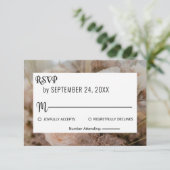 Elegante Botanische Bouquet-Rose Blumenzehen RSVP Karte (Stehend Vorderseite)