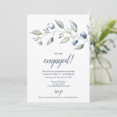 Elegante botanische dustige blaublättrige Verlobun Ankündigung (Stehend Vorderseite)