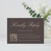 Elegante braune QR-Code-Hochzeit RSVP Karte (Stehend Vorderseite)