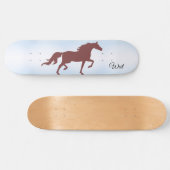 Elegante braune Silhouette am Himmel Skateboard (Horizontal)