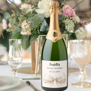 Elegante Brautschau mit beiger Creme-Schleife Schaumweinetikett