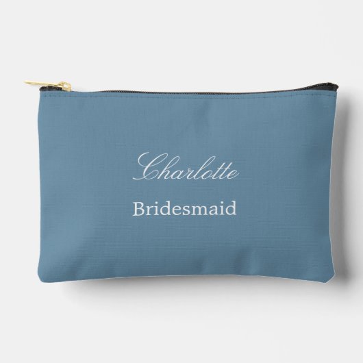 Elegante Bridesmaid Dusty Blue Accessory Pouch Zubehörtasche (Vorderseite)