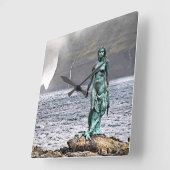 elegante Bronzestatue Quadratische Wanduhr (Winkel)