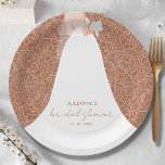 Elegante Brücke über das Brautparty Terracotta Pappteller<br><div class="desc">Eine Braut in ihrem Hochzeitskleid über einer weißen Rose auf einem Terrakotta (oder einer beliebigen Farbe) Hintergrund,  ist eine schöne Ergänzung zu Ihrem Brautparty Dekoration. PASSENDE Artikel in unserem Geschäft.</div>