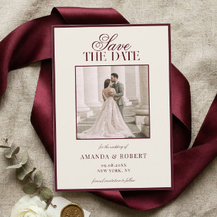 Elegante Burgunder-Hochzeitsfotos im Stil des alte Save The Date