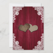Elegante Burgundy Blush Rustic Wood Floral Wedding Einladung (Rückseite)