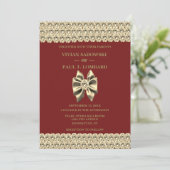 Elegante Burgundy Diamond & Gold Wedding Einladung (Stehend Vorderseite)