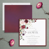 Elegante Burgundy Floral Couples Dusche Einladung