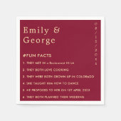 Elegante Burgundy Gold Classy Fun Fakten Hochzeit Serviette (Vorderseite)