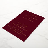 Elegante Burgundy Gold Wedding Foil Einladung (Gedreht)