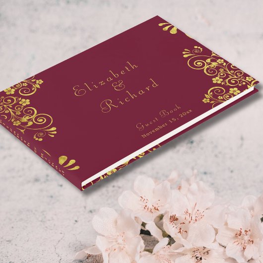 Elegante Burgundy Gold Wirbel Script Wedding Gästebuch