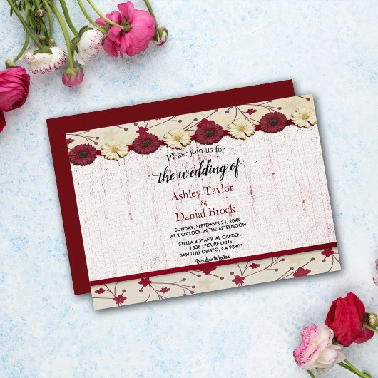 Elegante Burgundy Red Floral Frame Summer Wedding Einladung