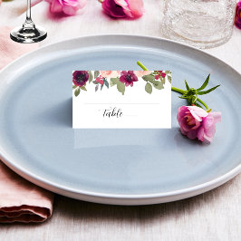 Elegante Burgundy Watercolor Blumenhochzeit Platzkarte