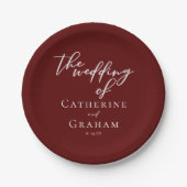 Elegante Burgundy White Script Personalisiert Wedd Pappteller (Vorderseite)