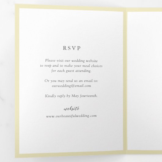 Elegante Butter Yellow Monogram Moderne Hochzeit Dreifach Gefaltete Einladung (Innen Erste Seite)