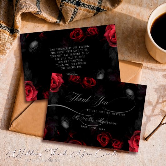 Elegante Calligrafie Red Black Floral Wedding Dankeskarte