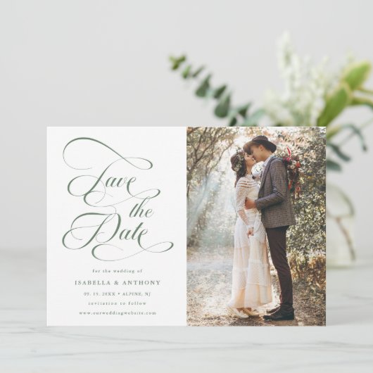 Elegante Calligrafy Sage Green Wedding Rette The Save The Date (Stehend Vorderseite)