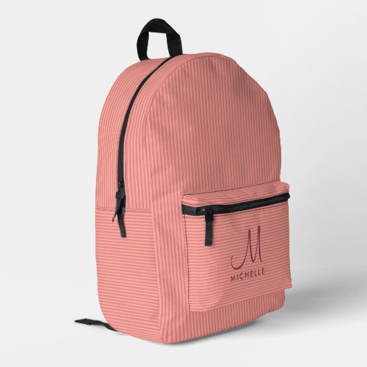 Elegante Calligraphie Monogramm Name Peach Stripes Bedruckter Rucksack (Rückseitige Ecke links)
