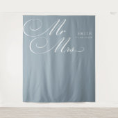 Elegante Calligraphie Mr. & Mrs. Wedding Backdrop Wandteppich (Vorderseite)