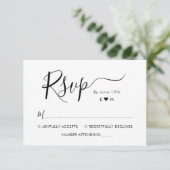 Elegante Calligraphy Script Monogram Wedding RSVP Karte (Stehend Vorderseite)